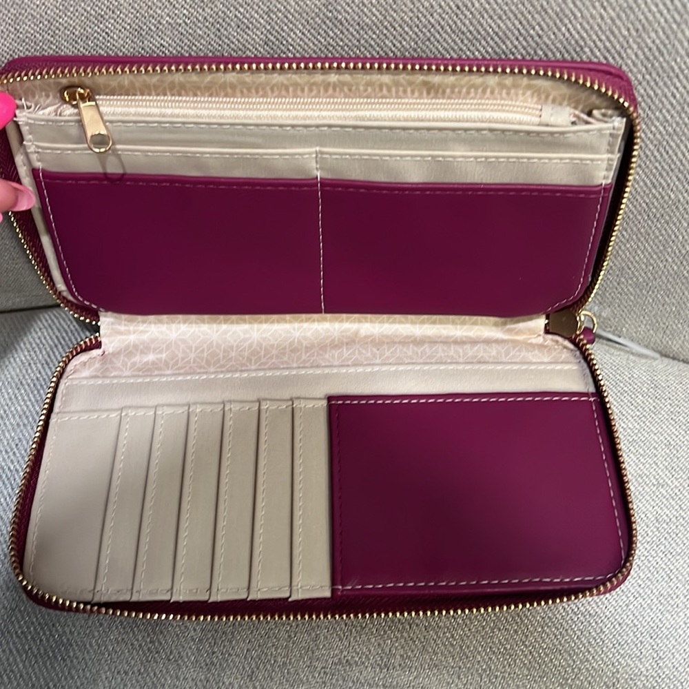 Wallet - Picture 2 of 2